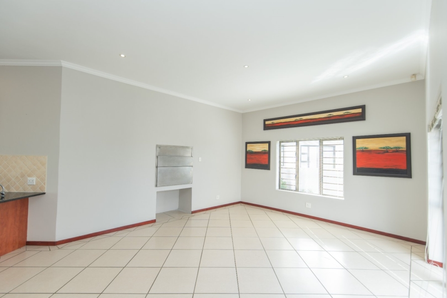 To Let 3 Bedroom Property for Rent in Lovemore Heights Estate Eastern Cape